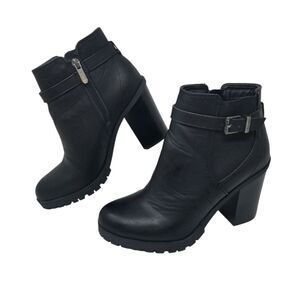 Circus Sam Edelman Deacon Black Faux Leather Lug Sole Ankle Boot Size 7
